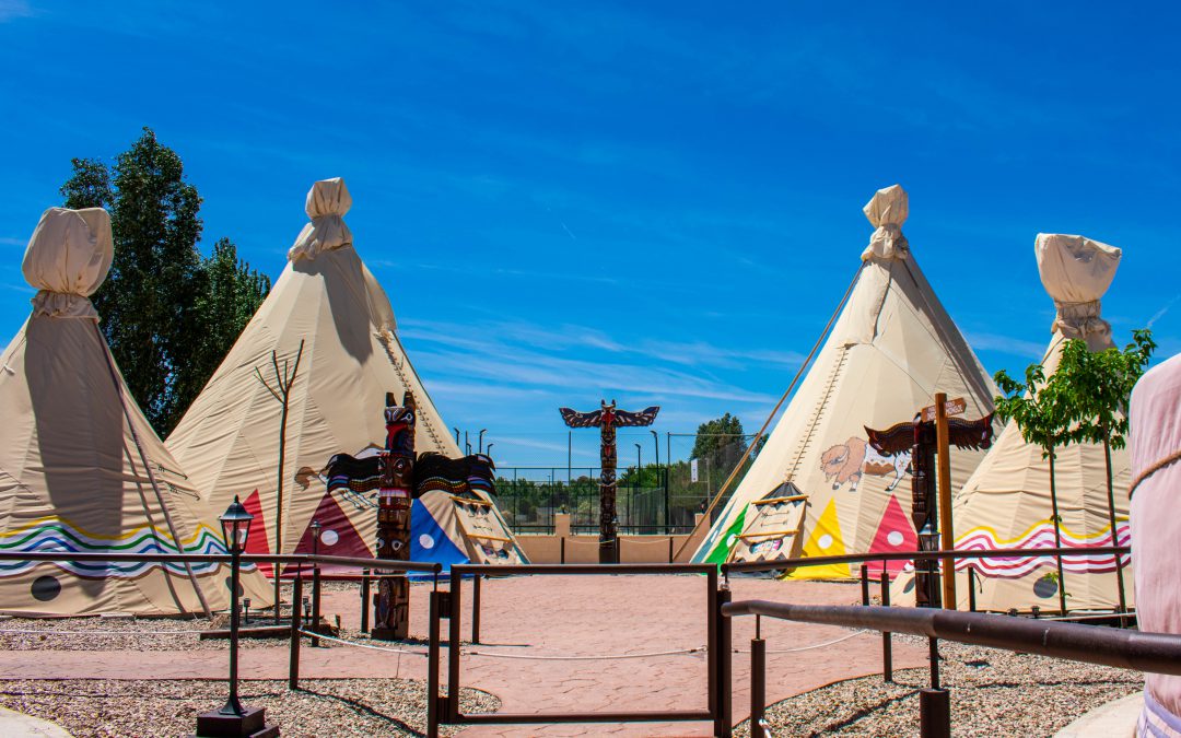 Playas del Vicario Tipi and Yurts